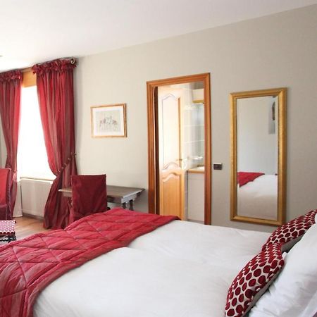 Saint Graal Bed and Breakfast Chamant Kamer foto
