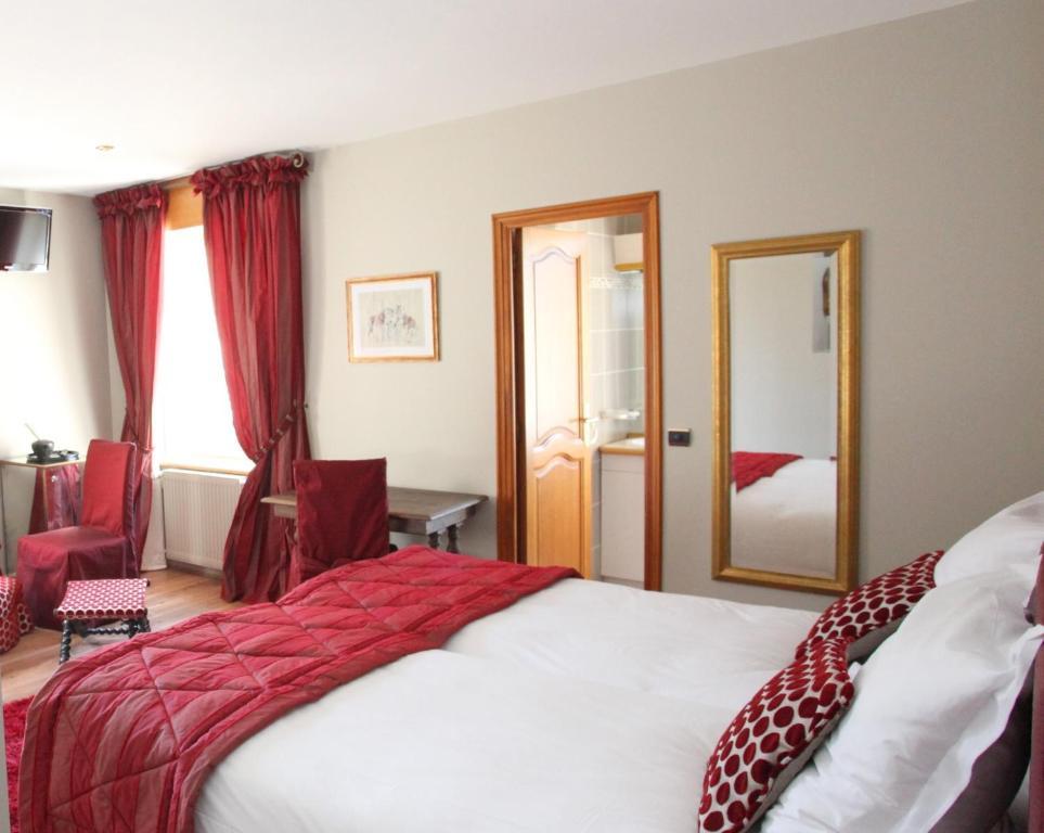 Saint Graal Bed and Breakfast Chamant Kamer foto