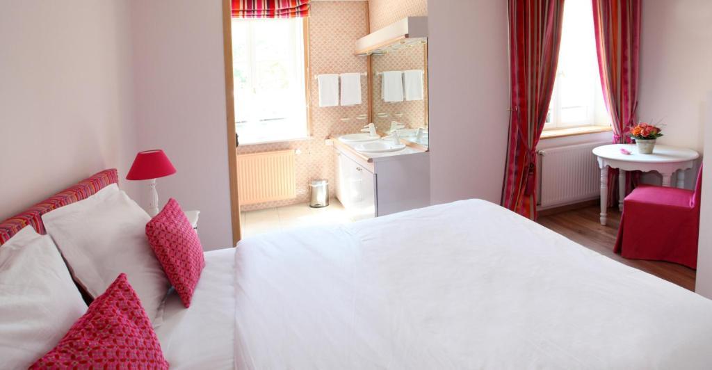 Saint Graal Bed and Breakfast Chamant Kamer foto