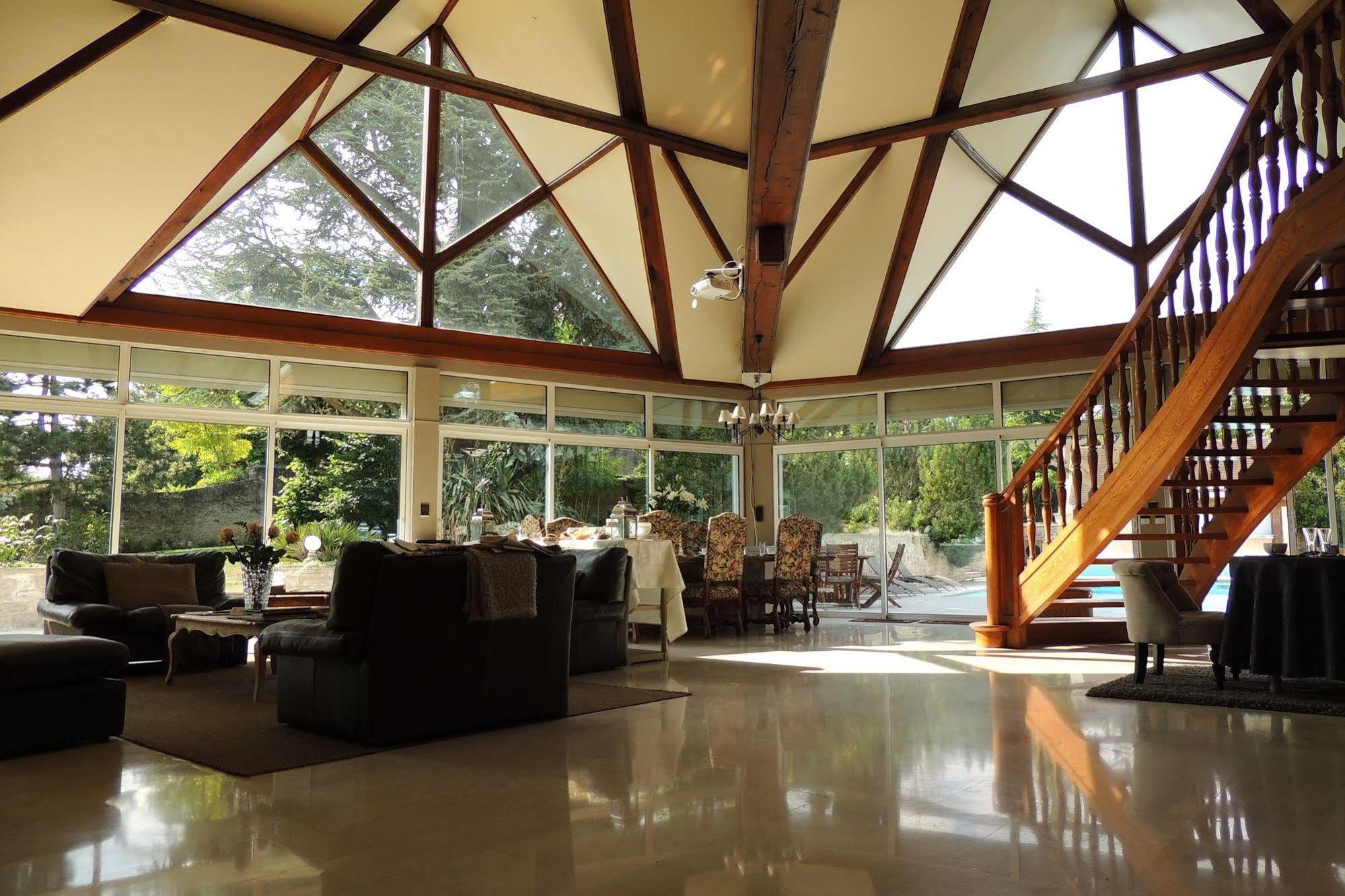 Saint Graal Bed and Breakfast Chamant Buitenkant foto