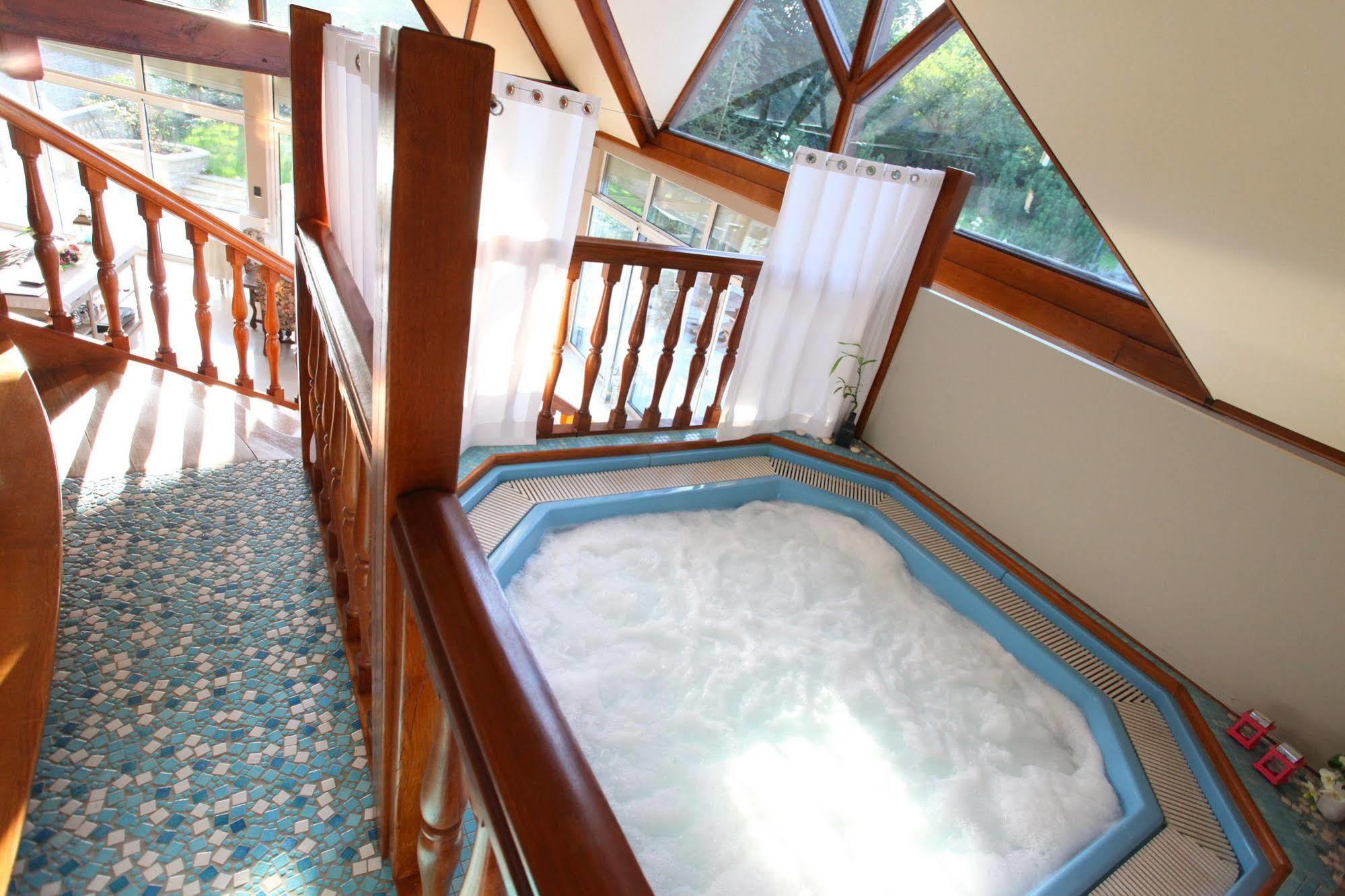 Saint Graal Bed and Breakfast Chamant Buitenkant foto