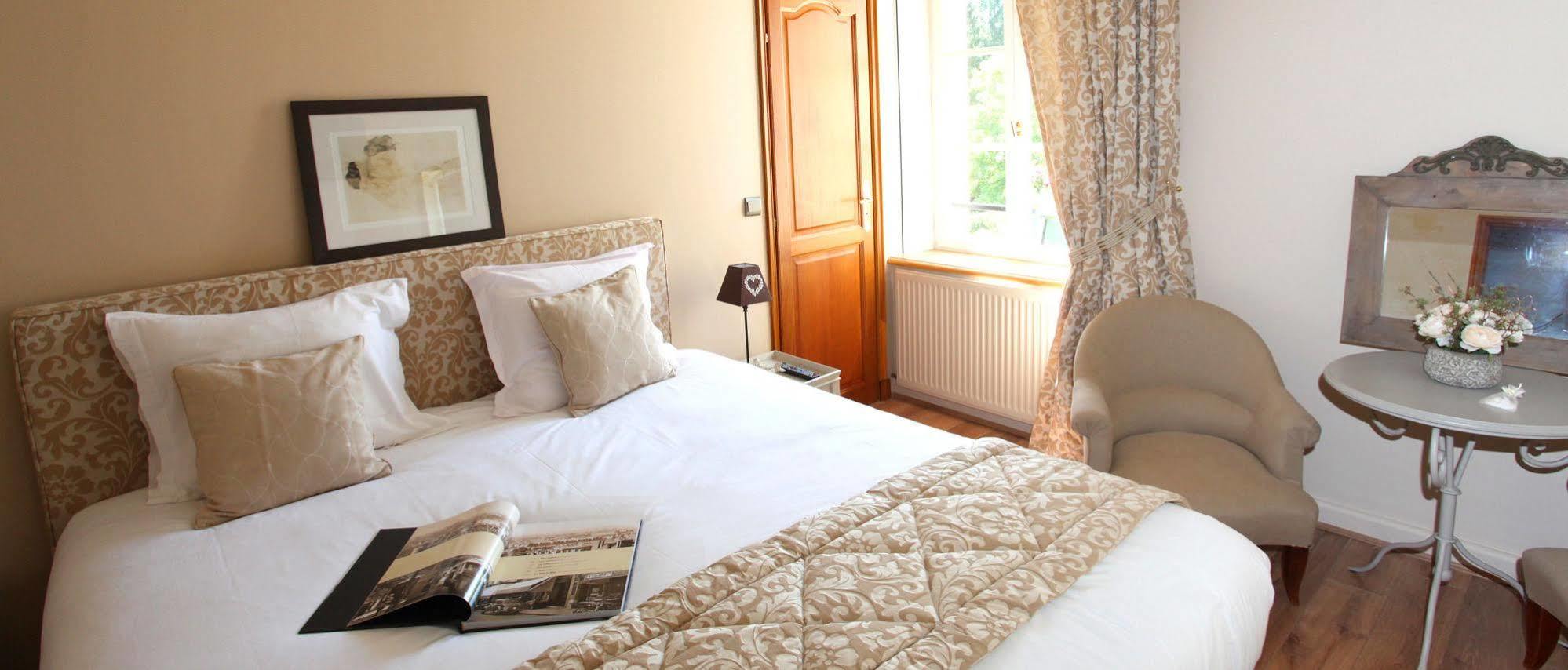 Saint Graal Bed and Breakfast Chamant Buitenkant foto